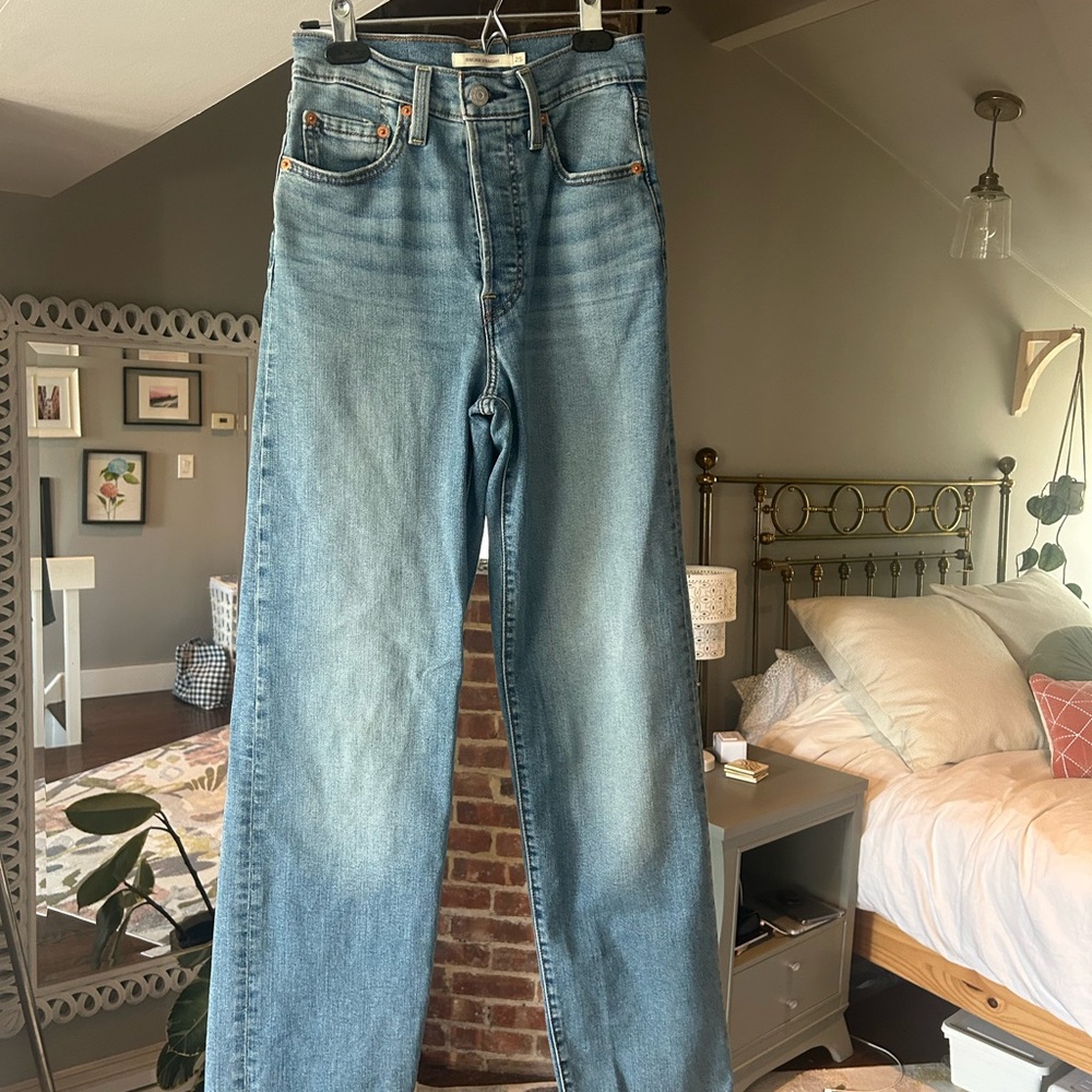 Levi’s ribcage straight jeans